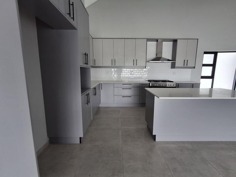 3 Bedroom Property for Sale in Britannia Bay Western Cape